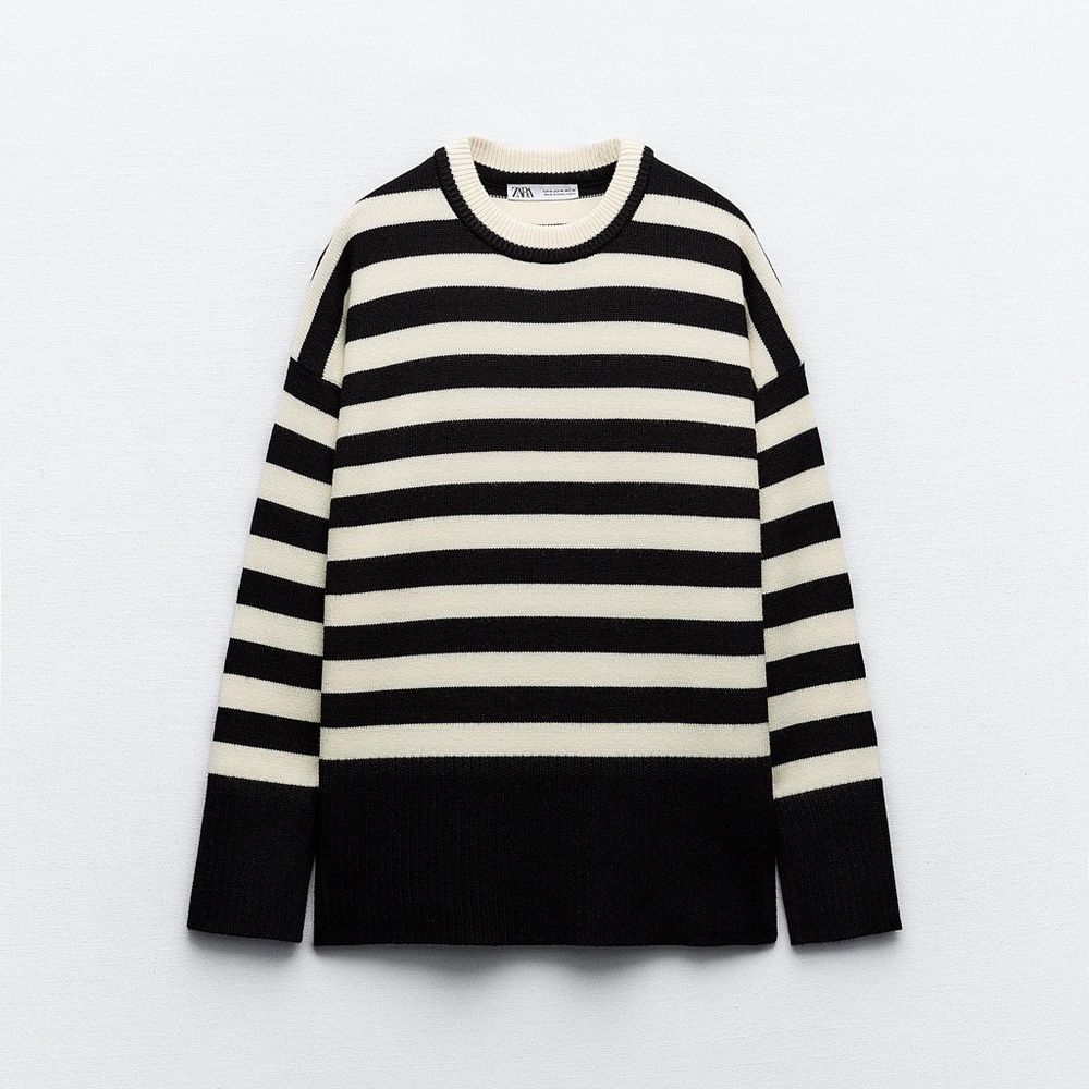 Zara | Black & Cream Striped Knit Crewneck Sweater Size Large